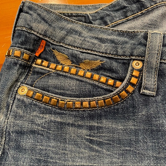 Robin’s Jean (Marilyn Cut) - Picture 2 of 7